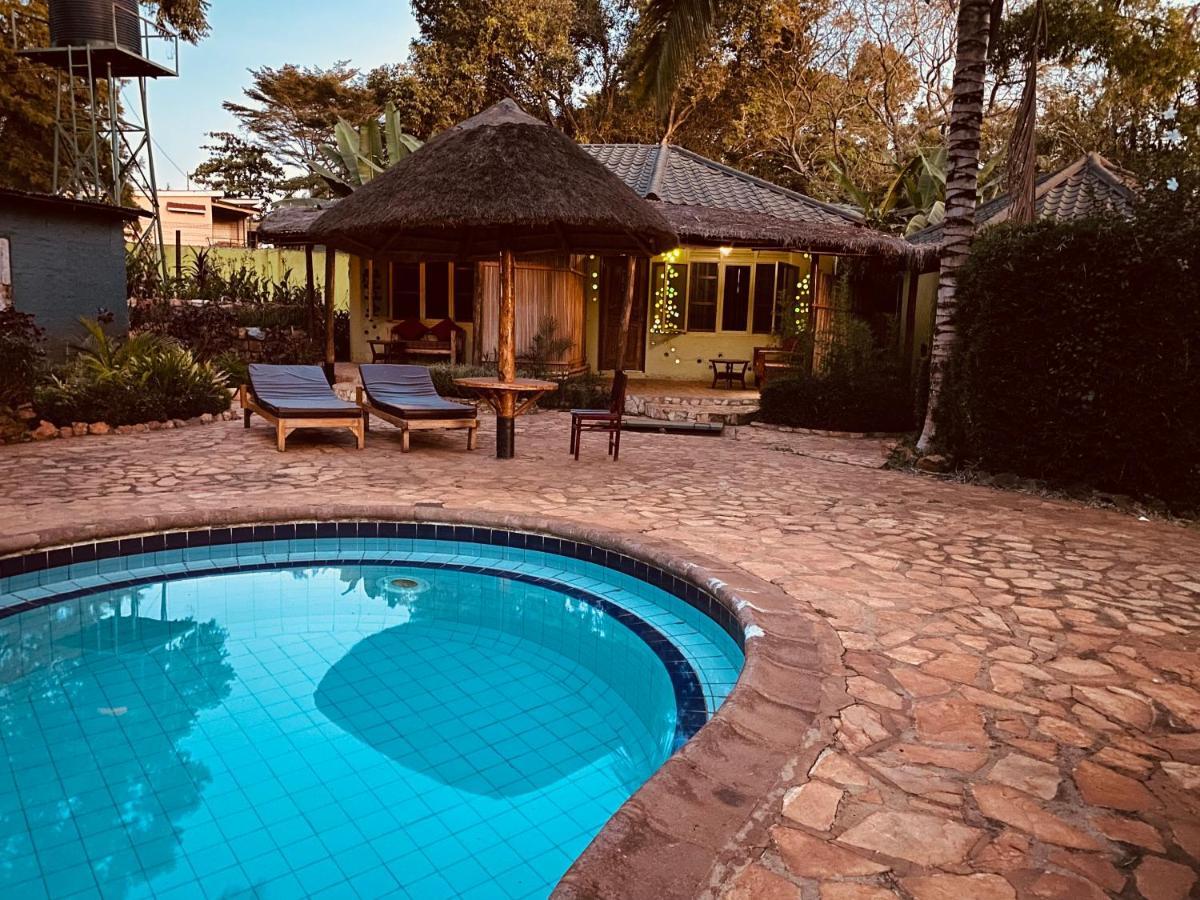 Afro Smile Hotel And Guest House-Jinja Exterior photo