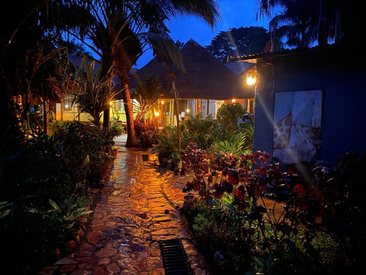Afro Smile Hotel And Guest House-Jinja Exterior photo