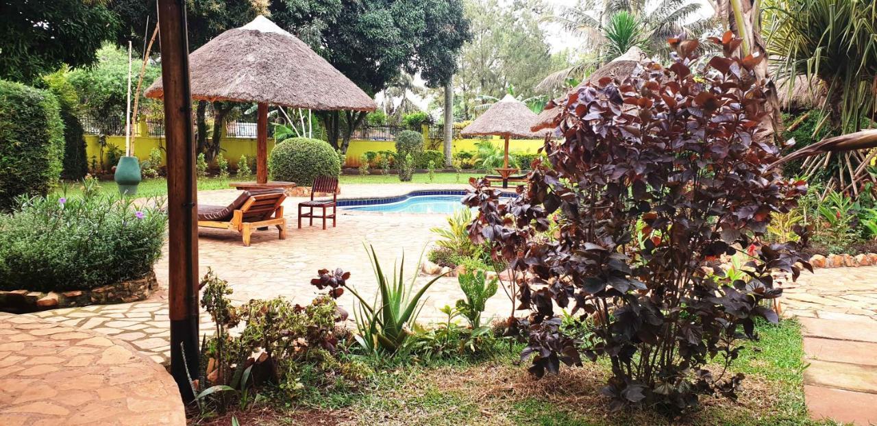 Afro Smile Hotel And Guest House-Jinja Exterior photo