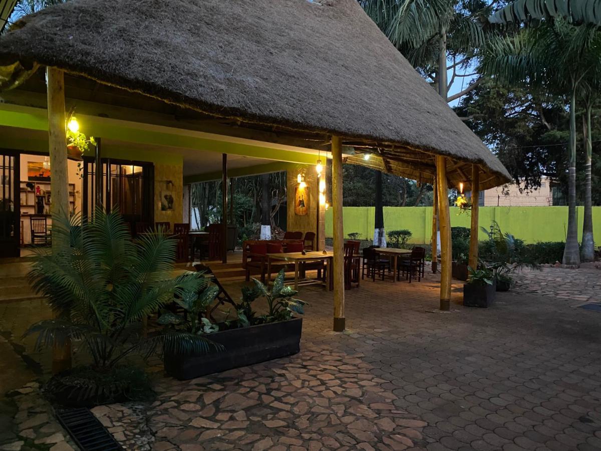 Afro Smile Hotel And Guest House-Jinja Exterior photo