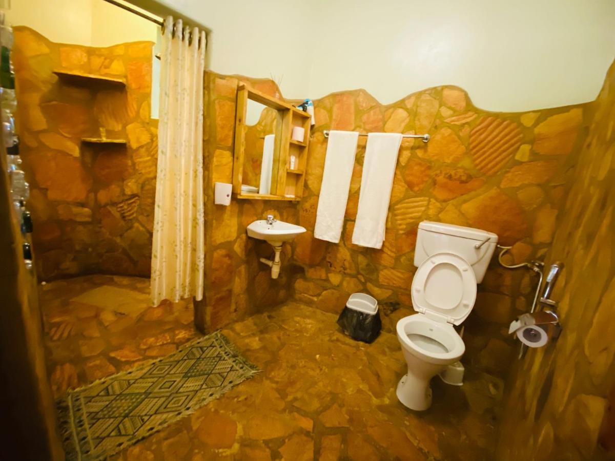 Afro Smile Hotel And Guest House-Jinja Exterior photo