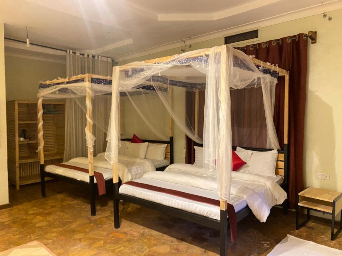 Afro Smile Hotel And Guest House-Jinja Exterior photo